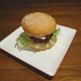 ヘルシーミートローフチーズバーガー！